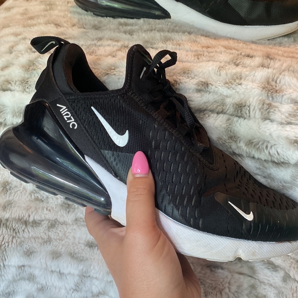 Nike Air Max 270 W Black / White 9.5W / 8M